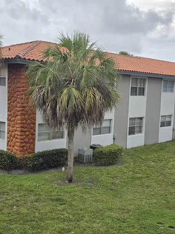 1201 SW 52nd Avenue North Lauderdale FL 33068