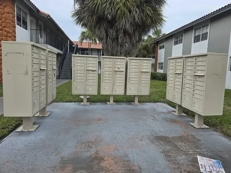 1201 SW 52nd Avenue North Lauderdale FL 33068