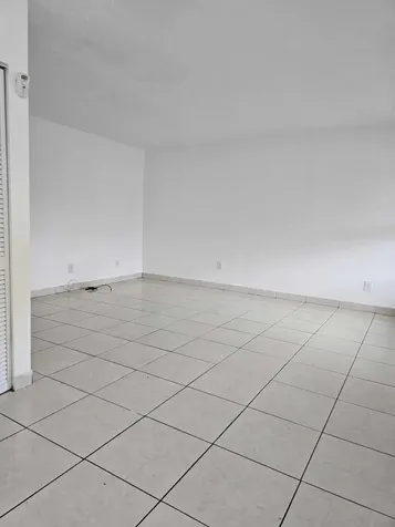 1201 SW 52nd Avenue North Lauderdale FL 33068