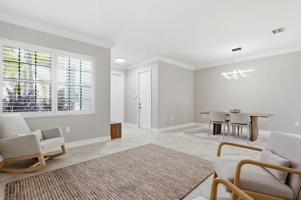 8230 Bergen Peak Terrace Boynton Beach FL 33473