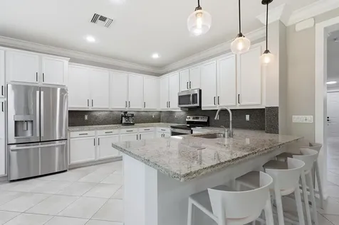 8230 Bergen Peak Terrace Boynton Beach FL 33473