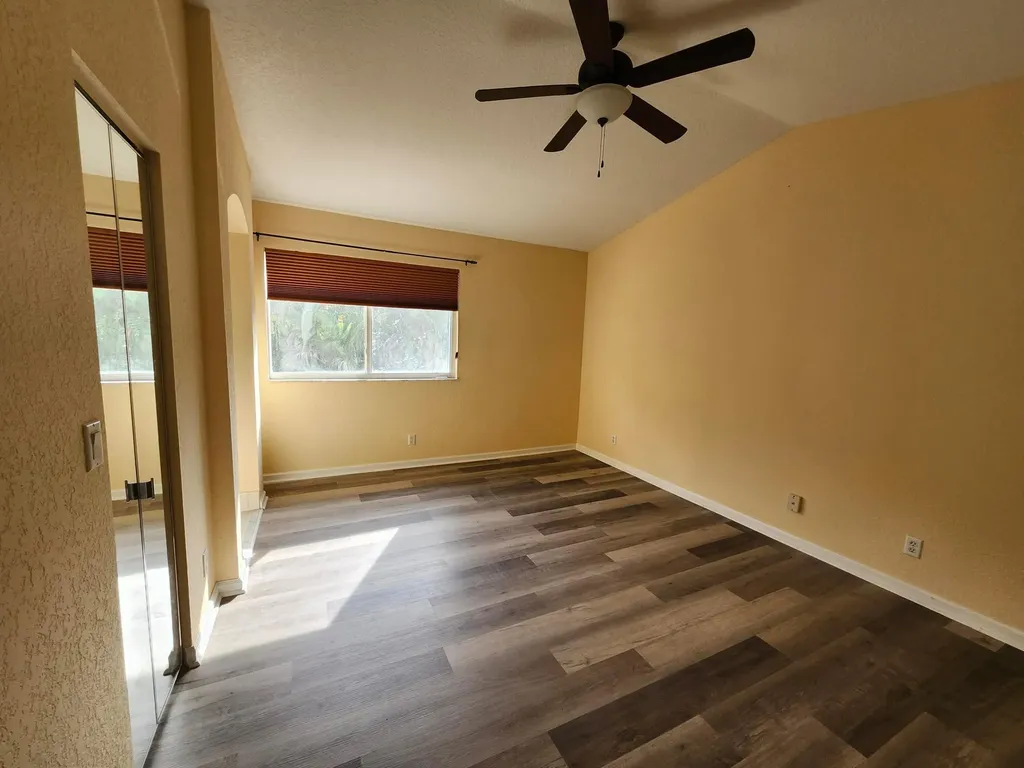 6098 Eaton Street West Palm Beach FL 33411