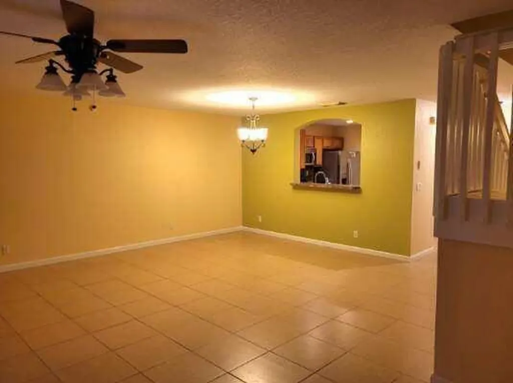 6098 Eaton Street West Palm Beach FL 33411