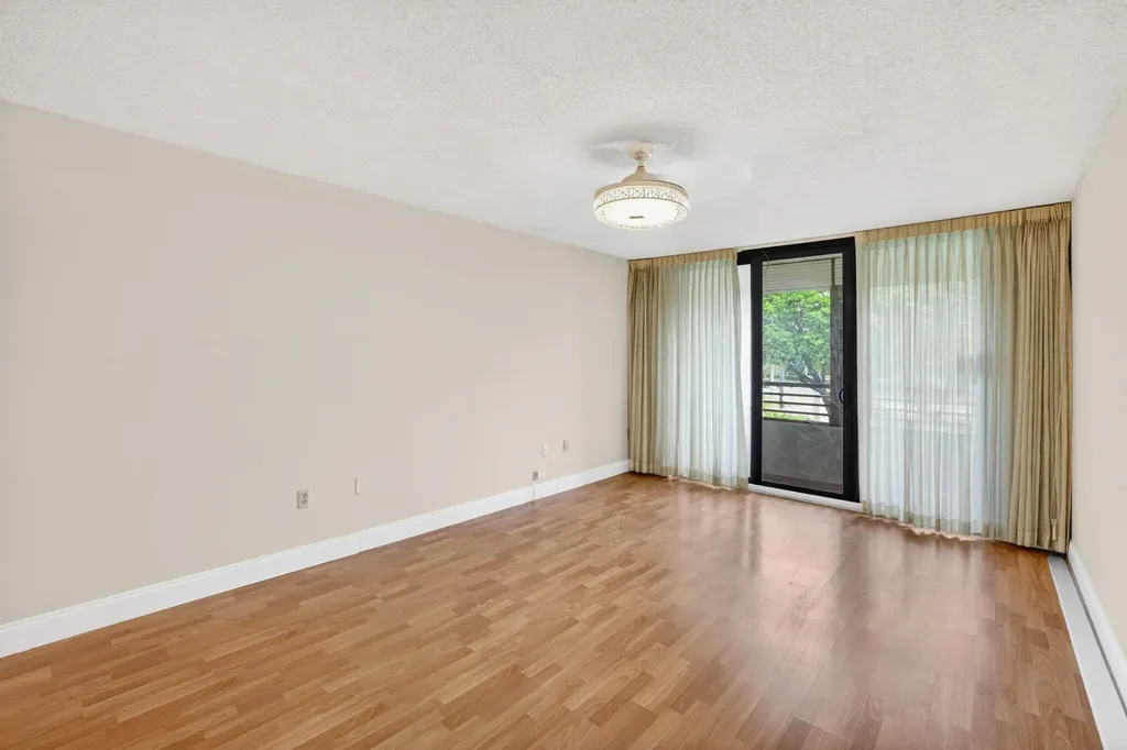 1410 Sheridan Street Hollywood FL 33020