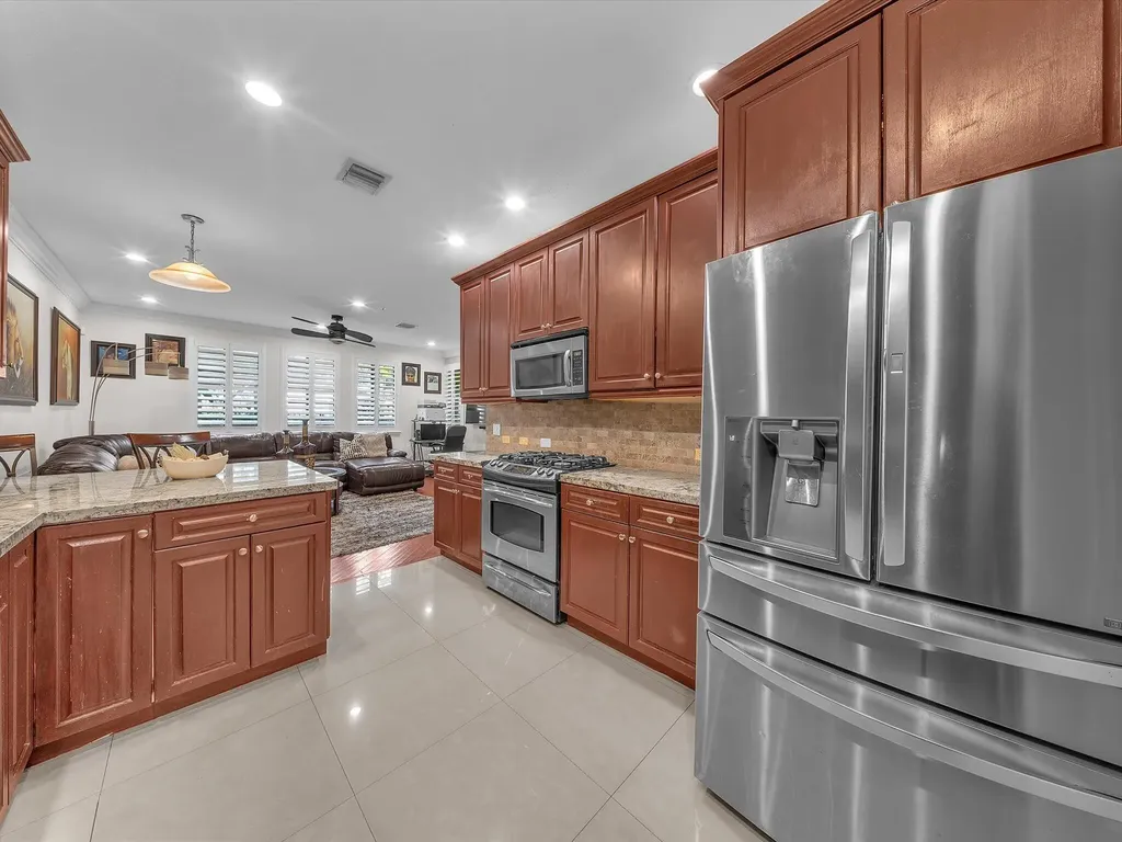 3055 NW 126th Avenue Sunrise FL 33323