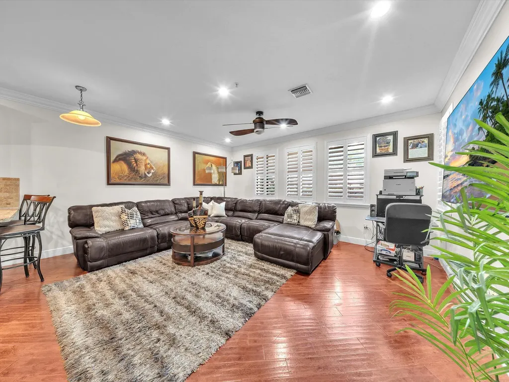 3055 NW 126th Avenue Sunrise FL 33323