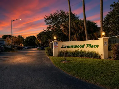 1506 N Lawnwood Circle Fort Pierce FL 34950