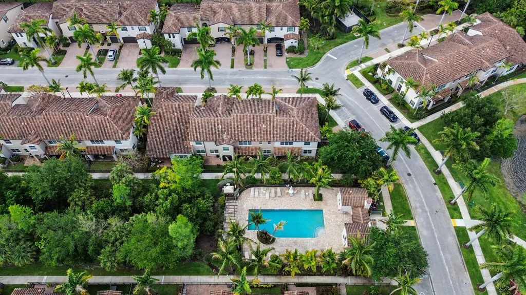 4560 Mediterranean Circle Palm Beach Gardens FL 33418