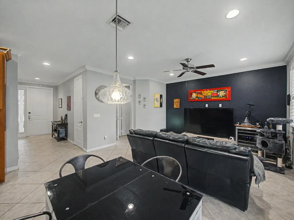 4560 Mediterranean Circle Palm Beach Gardens FL 33418