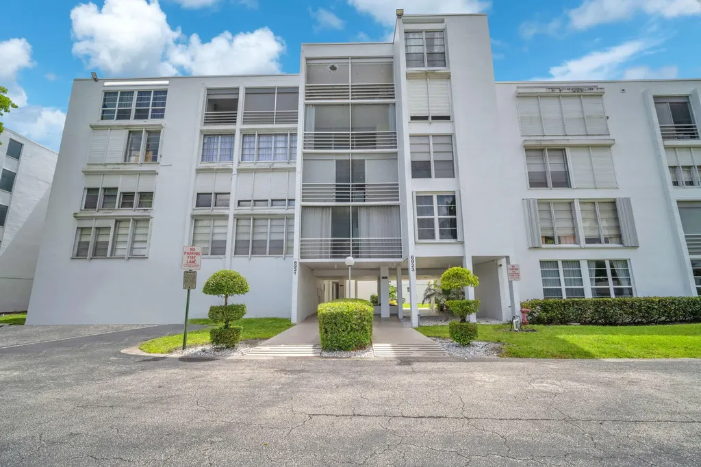 6921 Cypress Road Plantation FL 33317