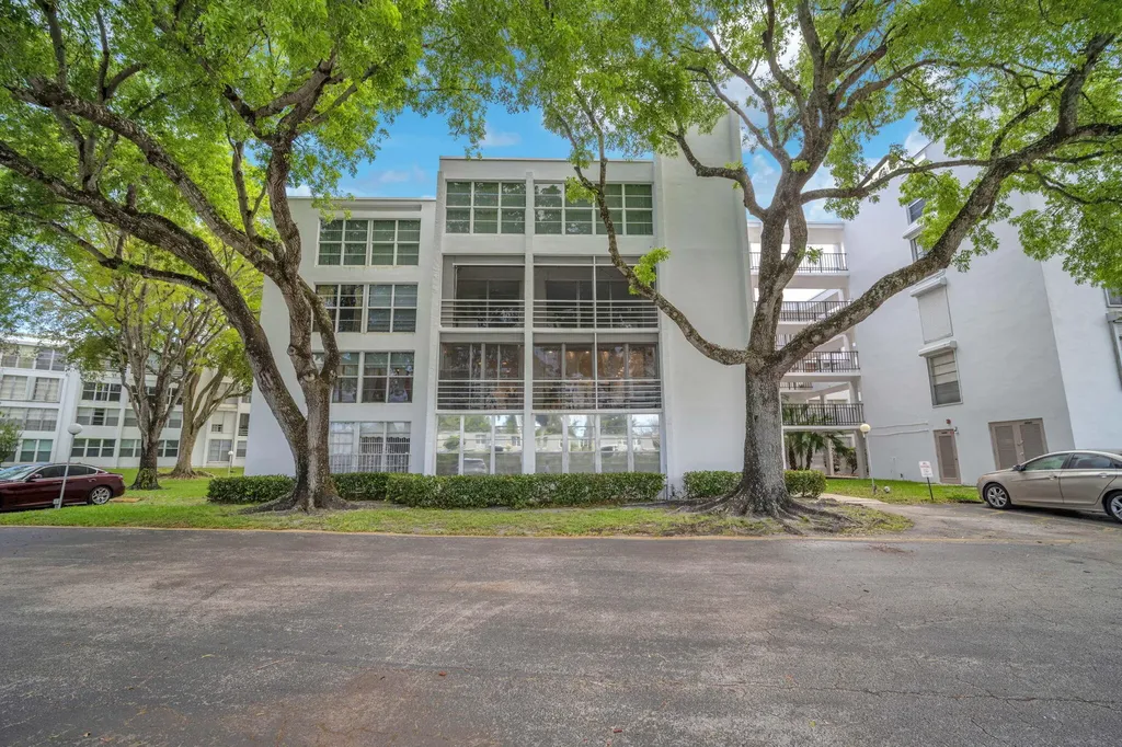 6921 Cypress Road Plantation FL 33317