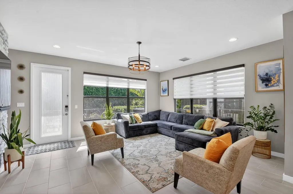 4364 Serpens Lane Lake Worth FL 33467