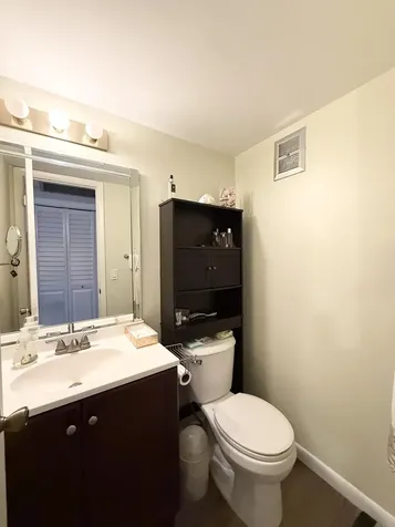 228 Canterbury J West Palm Beach FL 33417