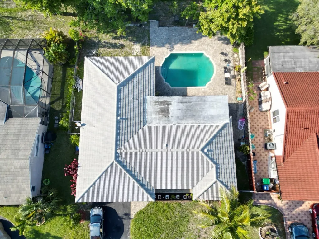 8753 NW 27th Street Coral Springs FL 33065