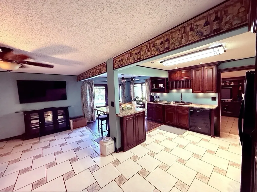 8753 NW 27th Street Coral Springs FL 33065