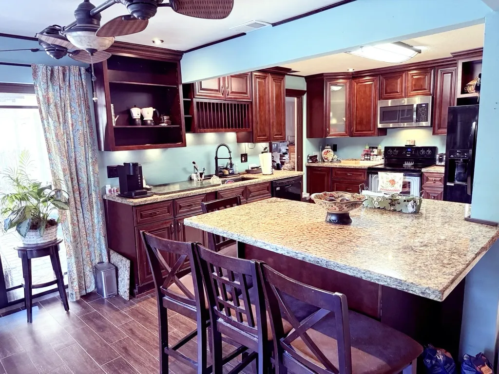 8753 NW 27th Street Coral Springs FL 33065