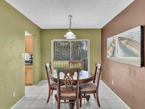 9603 NW 73rd Street Tamarac FL 33321