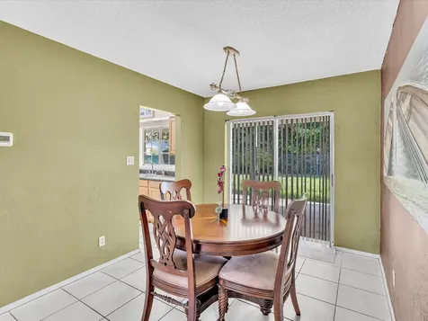 9603 NW 73rd Street Tamarac FL 33321