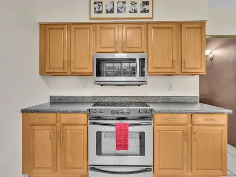 9603 NW 73rd Street Tamarac FL 33321