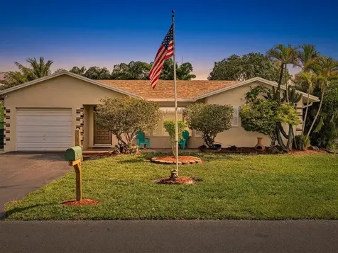 9603 NW 73rd Street Tamarac FL 33321