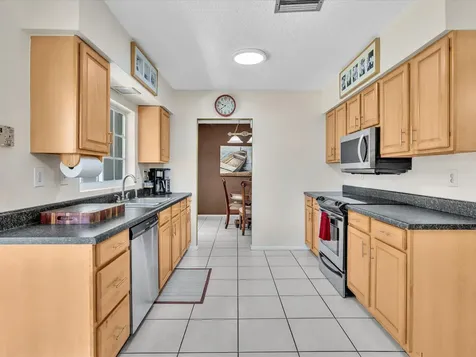 9603 NW 73rd Street Tamarac FL 33321