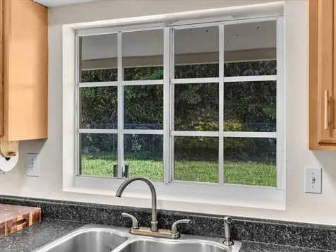 9603 NW 73rd Street Tamarac FL 33321