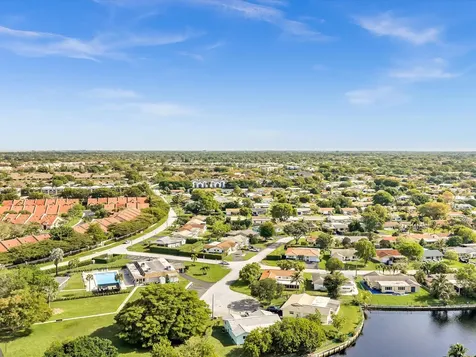 9603 NW 73rd Street Tamarac FL 33321