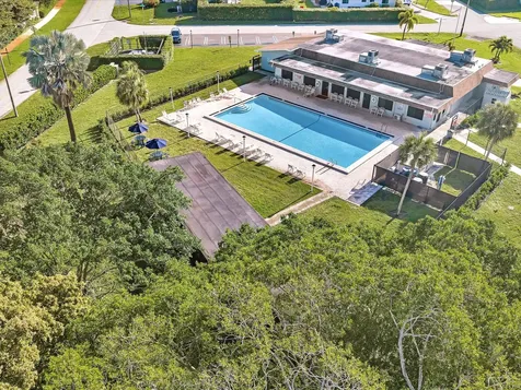 9603 NW 73rd Street Tamarac FL 33321
