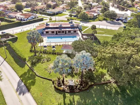 9603 NW 73rd Street Tamarac FL 33321