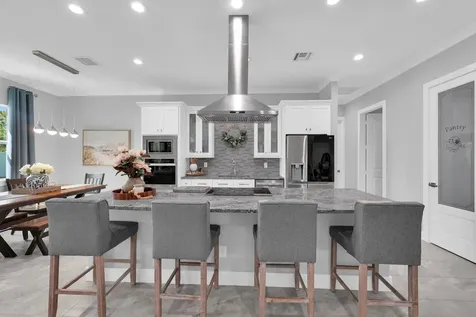 1950 SW Glendale Street Port St Lucie FL 34987
