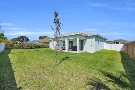 1950 SW Glendale Street Port St Lucie FL 34987