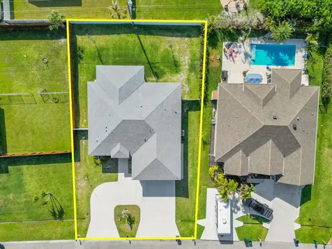 1950 SW Glendale Street Port St Lucie FL 34987