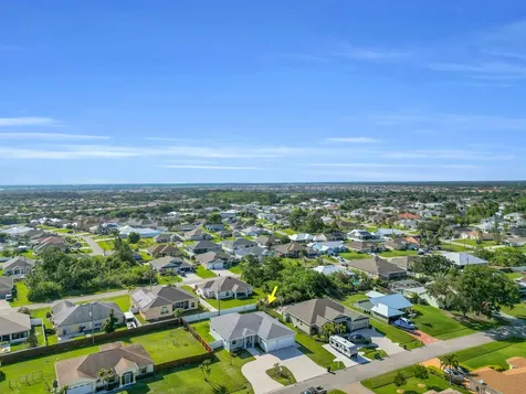 1950 SW Glendale Street Port St Lucie FL 34987