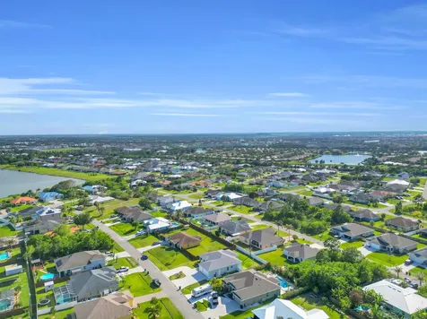 1950 SW Glendale Street Port St Lucie FL 34987