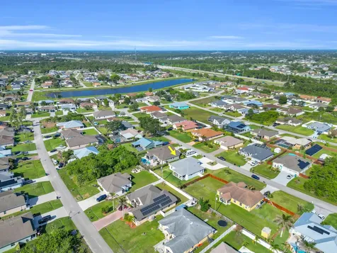 1950 SW Glendale Street Port St Lucie FL 34987