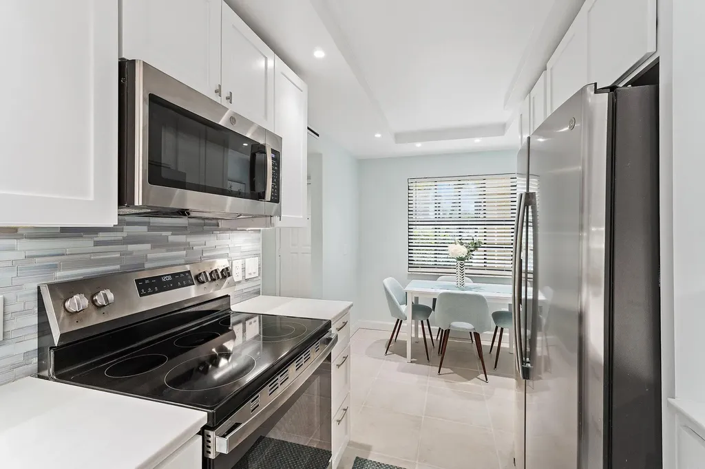 401 Pinecrest Circle Jupiter FL 33458
