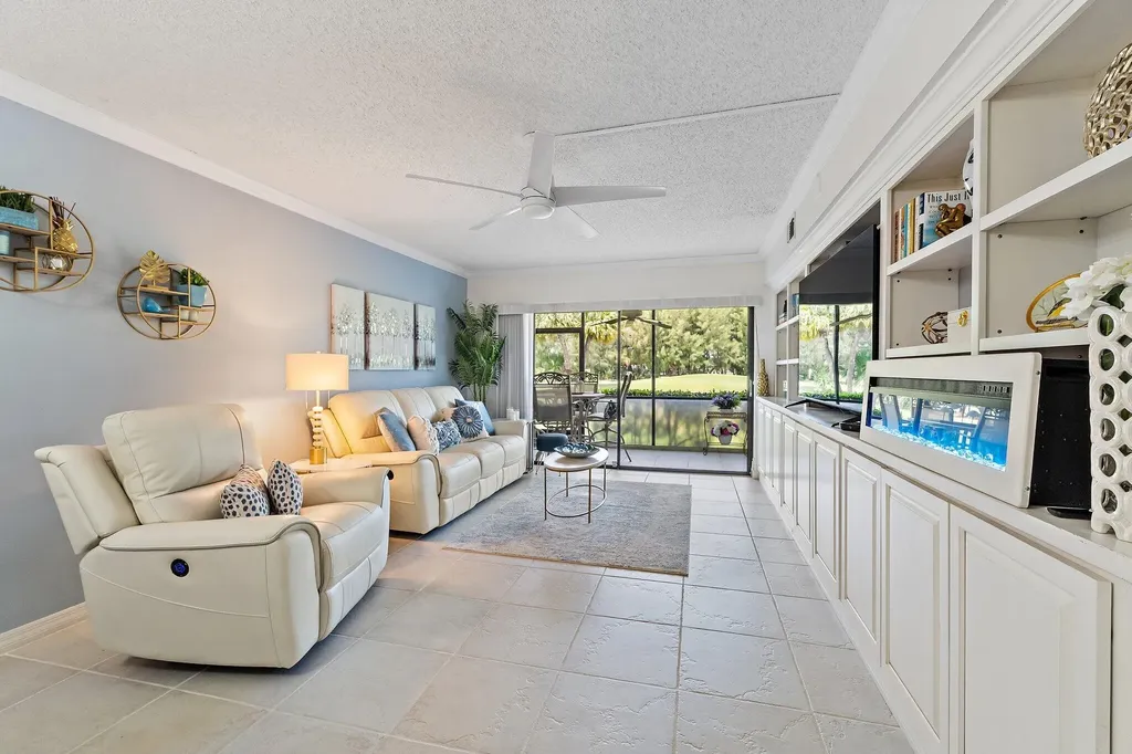 401 Pinecrest Circle Jupiter FL 33458