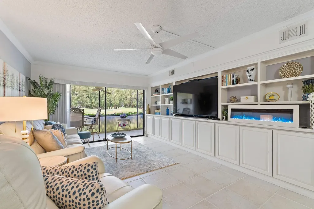 401 Pinecrest Circle Jupiter FL 33458