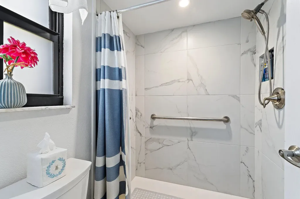 401 Pinecrest Circle Jupiter FL 33458