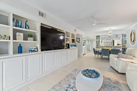 401 Pinecrest Circle Jupiter FL 33458