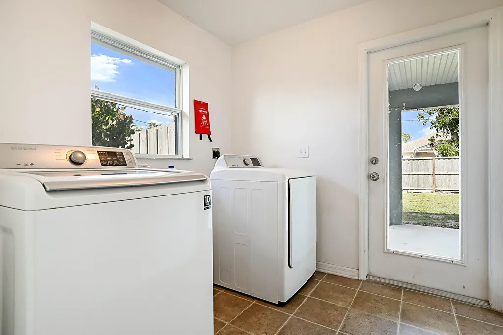 1298 SW Byron Street Port St Lucie FL 34983