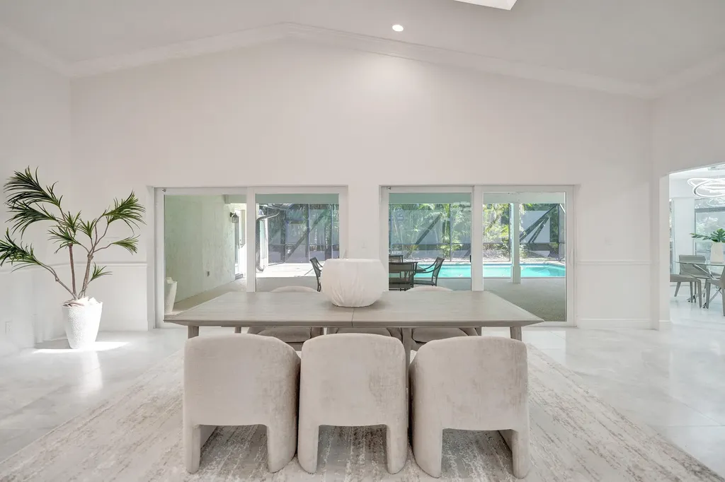 2401 NW 39th Street Boca Raton FL 33431