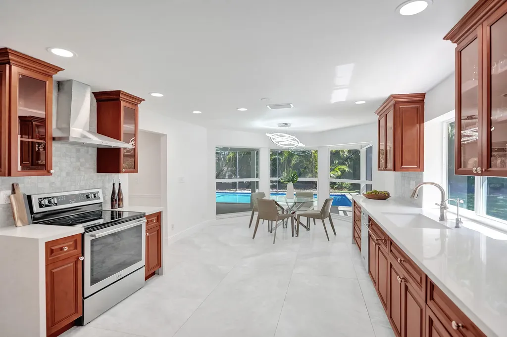 2401 NW 39th Street Boca Raton FL 33431