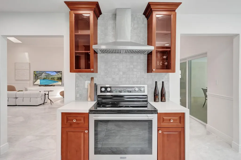 2401 NW 39th Street Boca Raton FL 33431