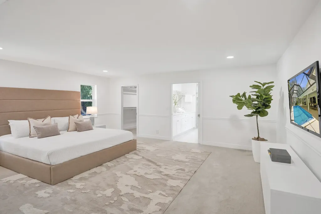 2401 NW 39th Street Boca Raton FL 33431