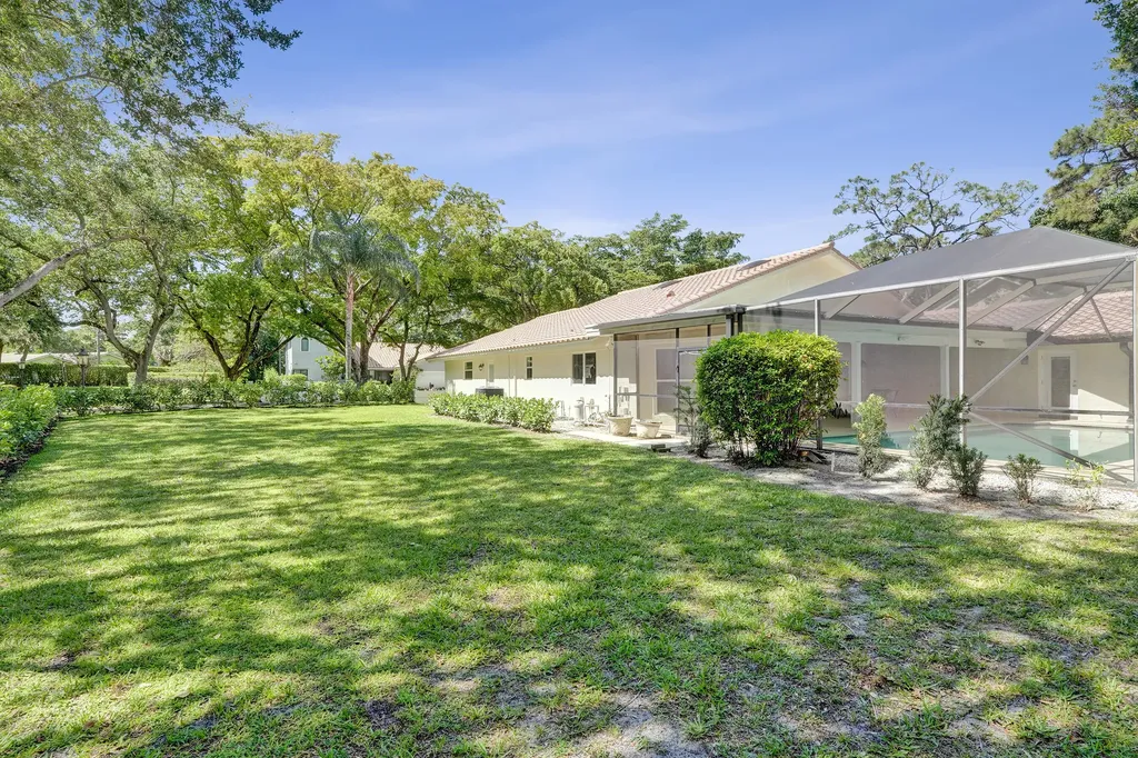 2401 NW 39th Street Boca Raton FL 33431
