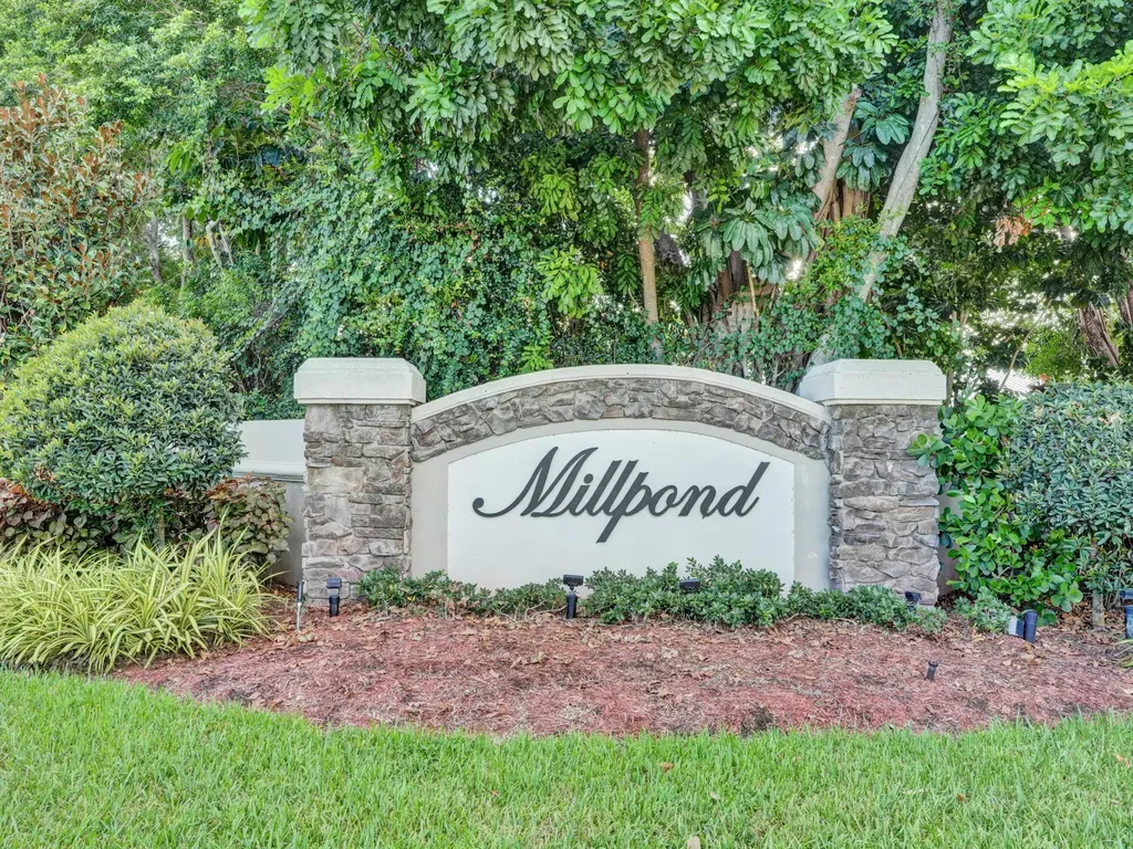 2401 NW 39th Street Boca Raton FL 33431