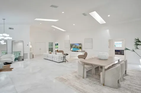 2401 NW 39th Street Boca Raton FL 33431