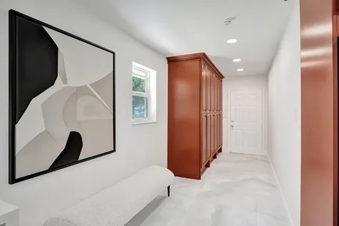 2401 NW 39th Street Boca Raton FL 33431