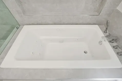 2401 NW 39th Street Boca Raton FL 33431